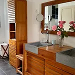 Le Clos Beldane 3*