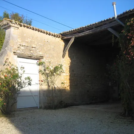 Le Clos Beldane Bed & Breakfast Le Tâtre