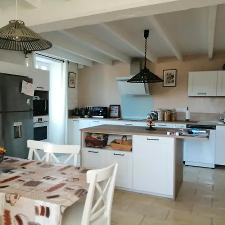 Le Clos Beldane Nocleg ze śniadaniem