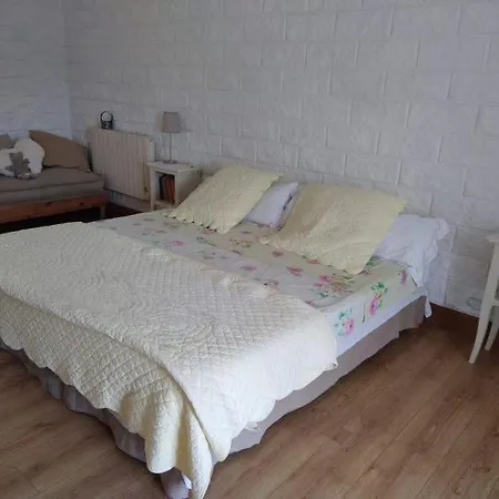 Le Clos Beldane Nocleg ze śniadaniem 3*
