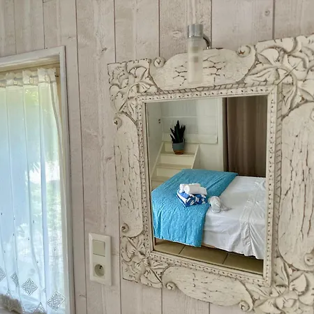 Le Clos Beldane Nocleg ze śniadaniem 3*