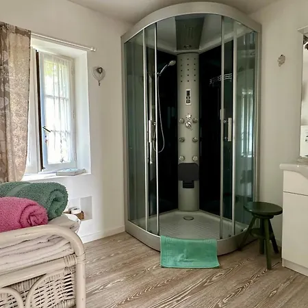 Le Clos Beldane Nocleg ze śniadaniem 3*